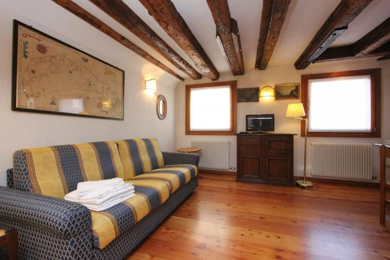 Apartment Residence Dei Mori Venice Italy