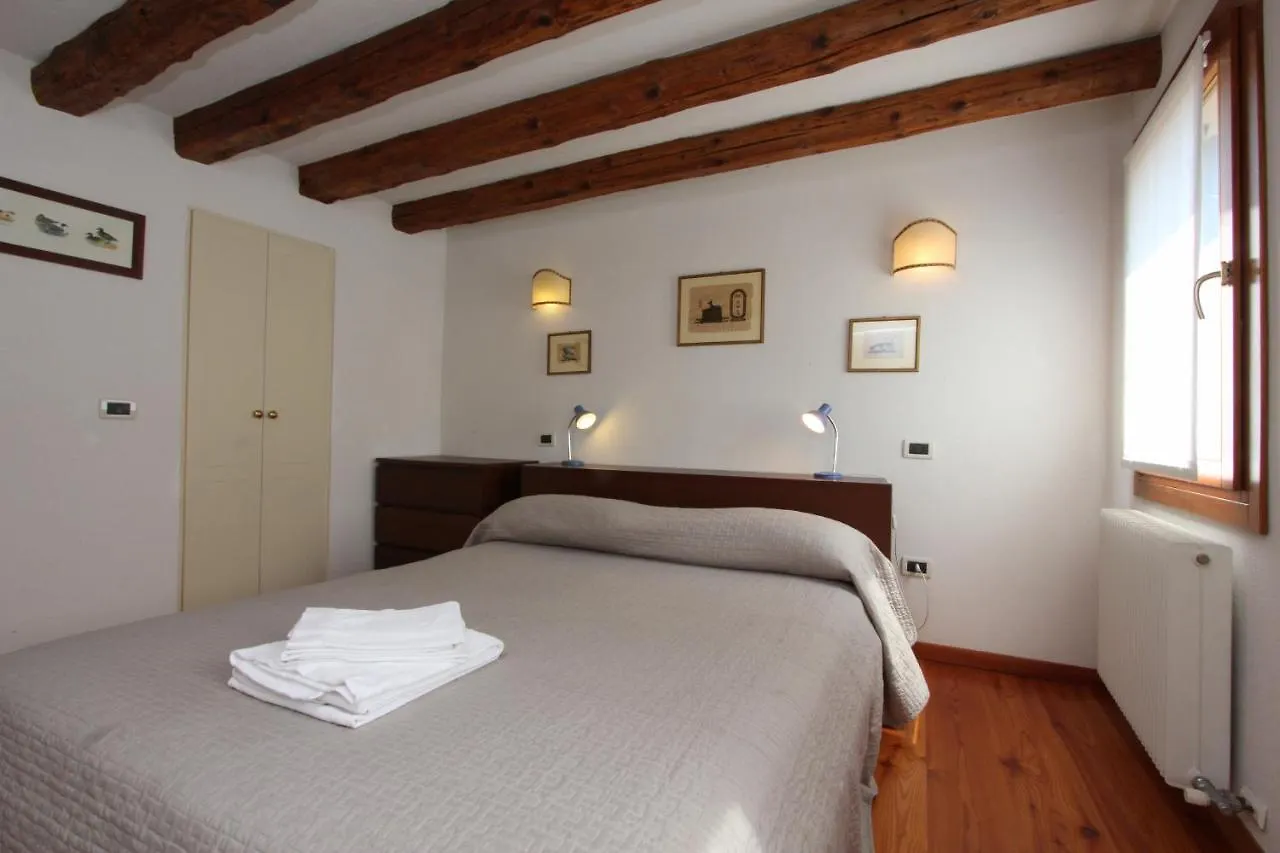 Residence Dei Mori Venice
