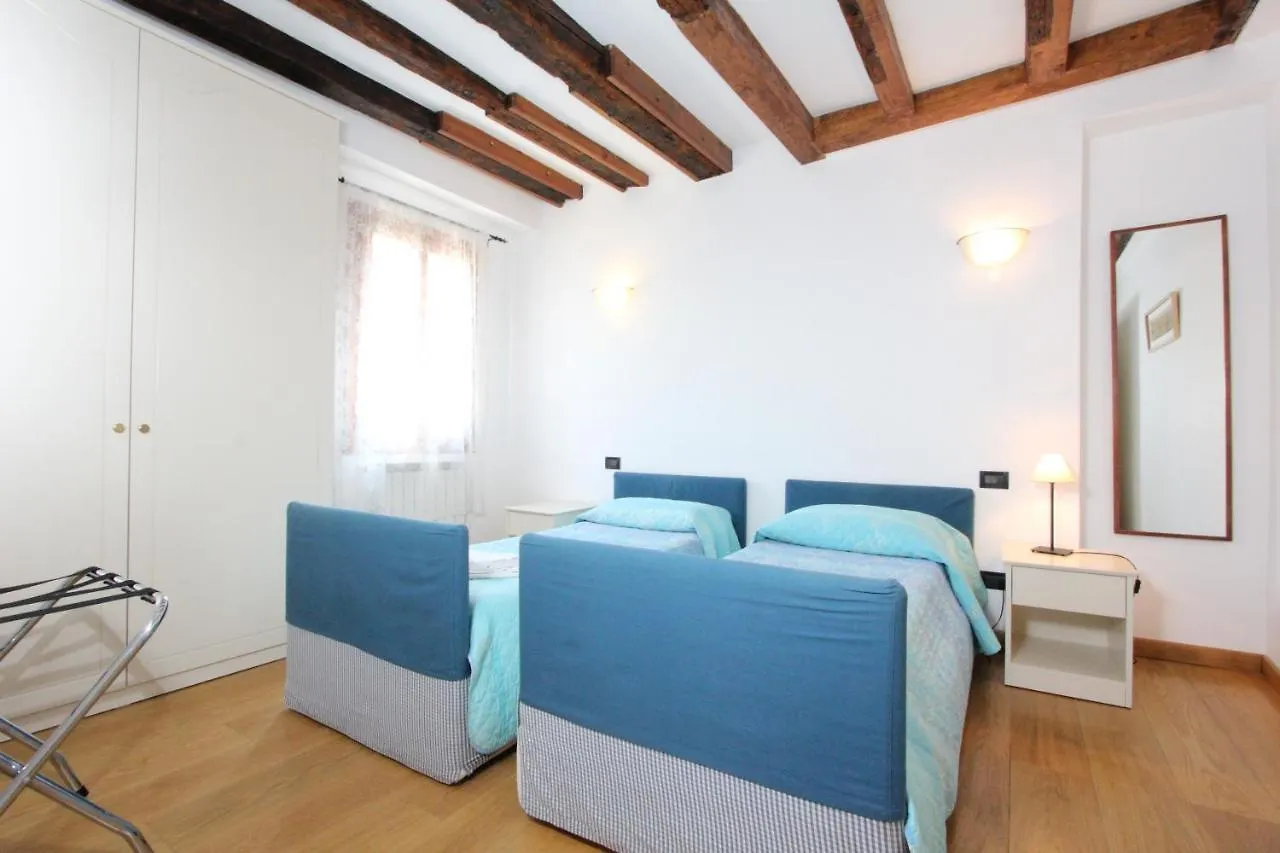 Apartment Residence Dei Mori Venice